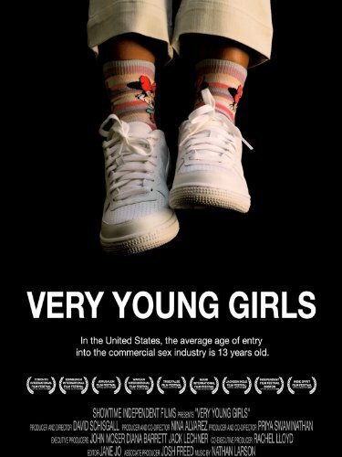 Совсем юные девушки (2007) постер